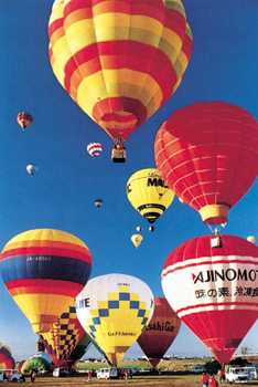 С 1980 г. префектура Сага стала постоянным местом проведения национальных и международных соревнований пилотов воздушных шаров - монгольфьеров